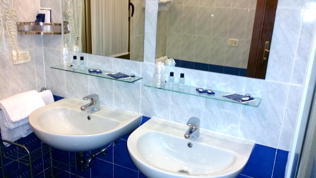 Hotel San Marco Арецо Екстериор снимка