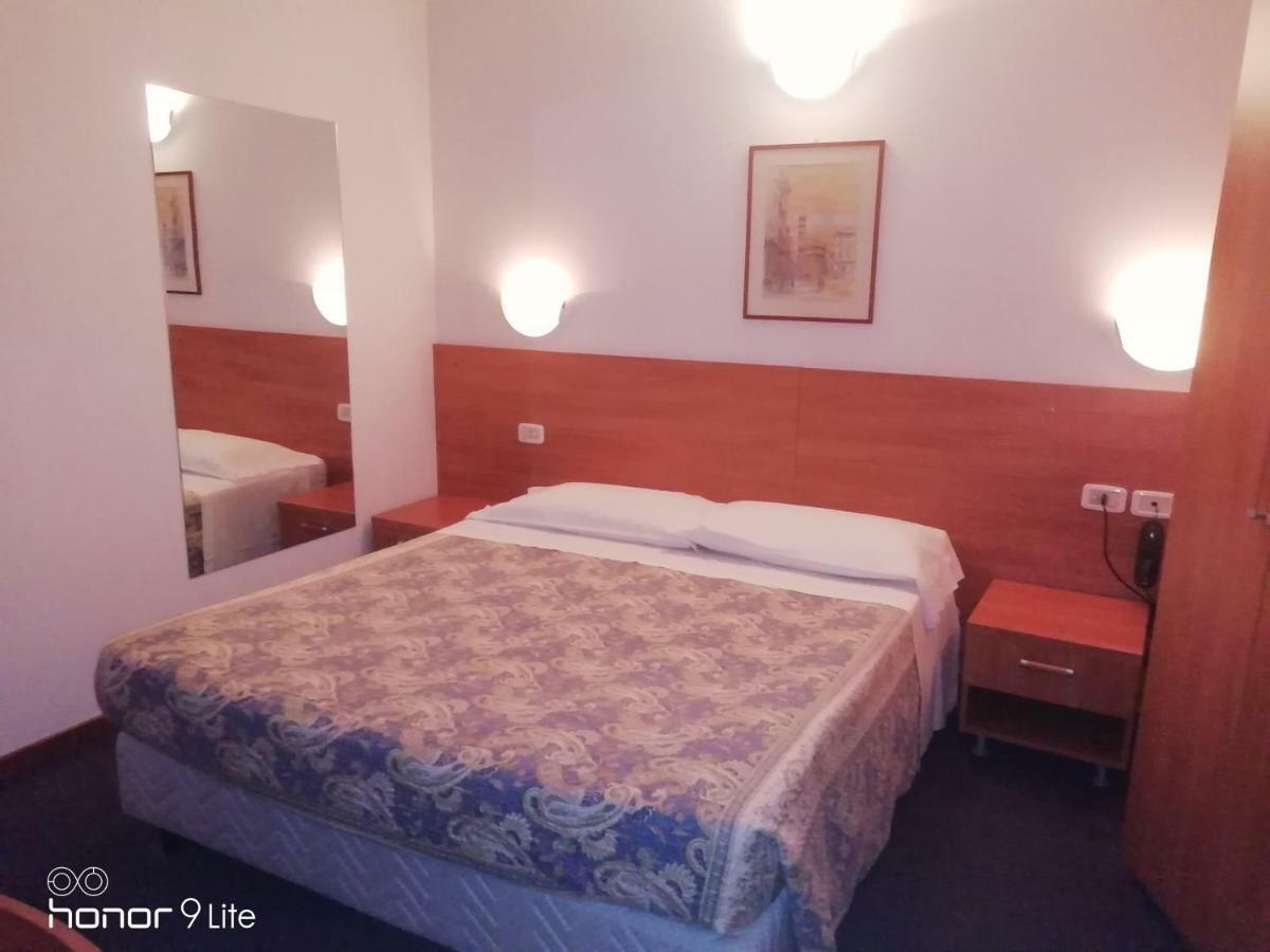 Hotel San Marco Арецо Екстериор снимка