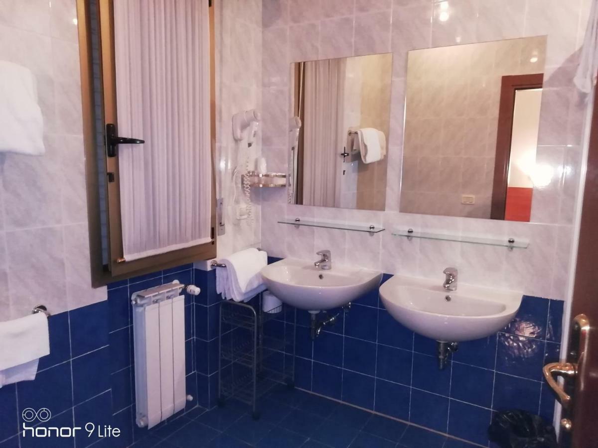 Hotel San Marco Арецо Екстериор снимка